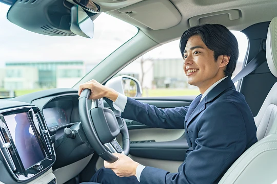 通勤に便利で経済的なお車を